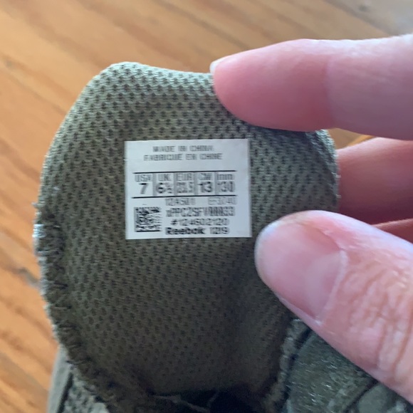 Toddler Reebok classics - Picture 4 of 7